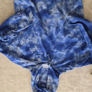 Champion Blue Tie-Dye Men's Sweater
